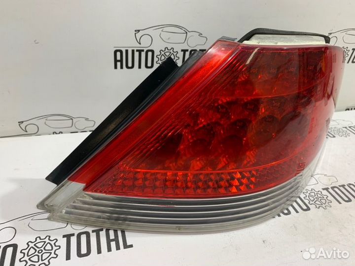 Фонарь задний правый Bmw 745 E65 N62B44 2004