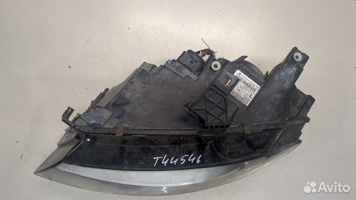 Фара (передняя) Audi A4 (B8), 2011