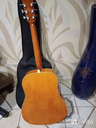 Акустическая гитара Homage