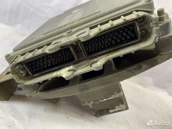 Блок управлением двигателя Renault Magnum mack 440