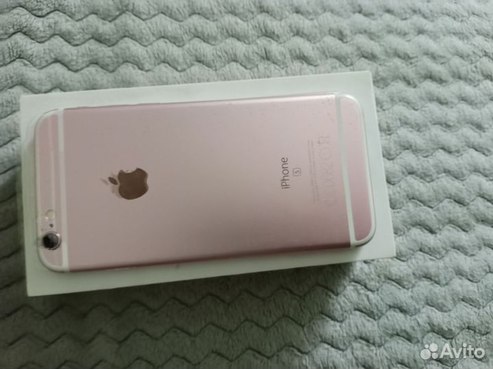 Телефон iPhone 6s