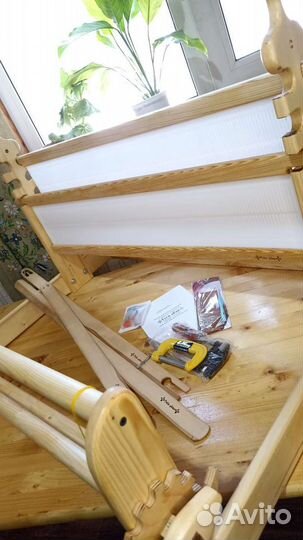 Ручной ткацкий станок с двумя бердо