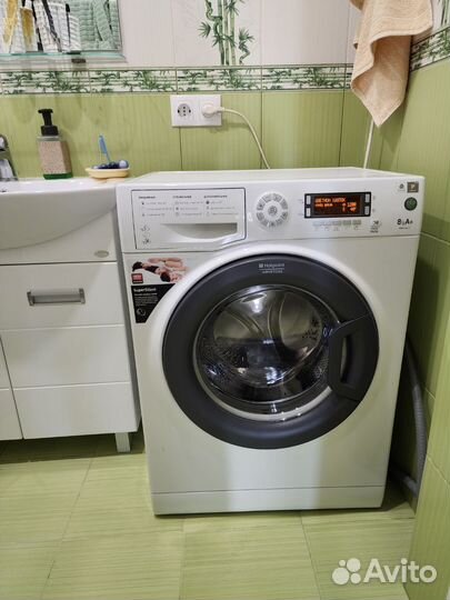 Стиральная машина Ariston 1200 об./мин. 8кг