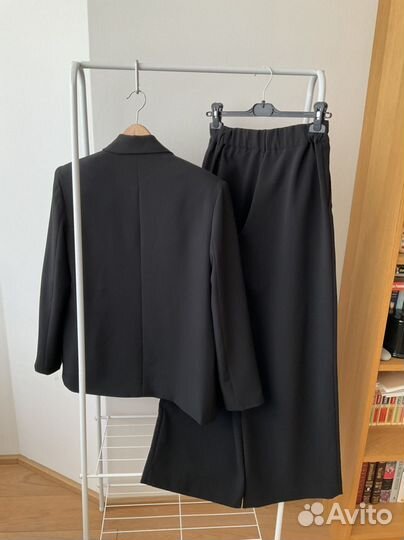 Двуботный пиджак оверсайз befree и к нему брюки