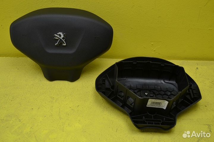 Peugeot 301 крышка airbag