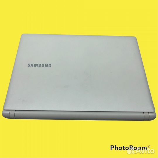 Нетбук Samsung NP-N102S-B02