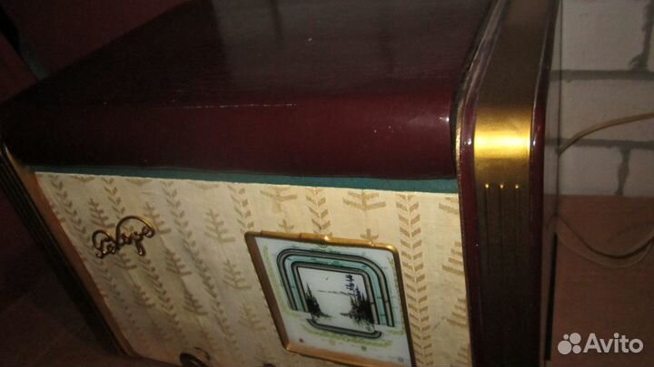 Ретро радиоприёмник Рекорд