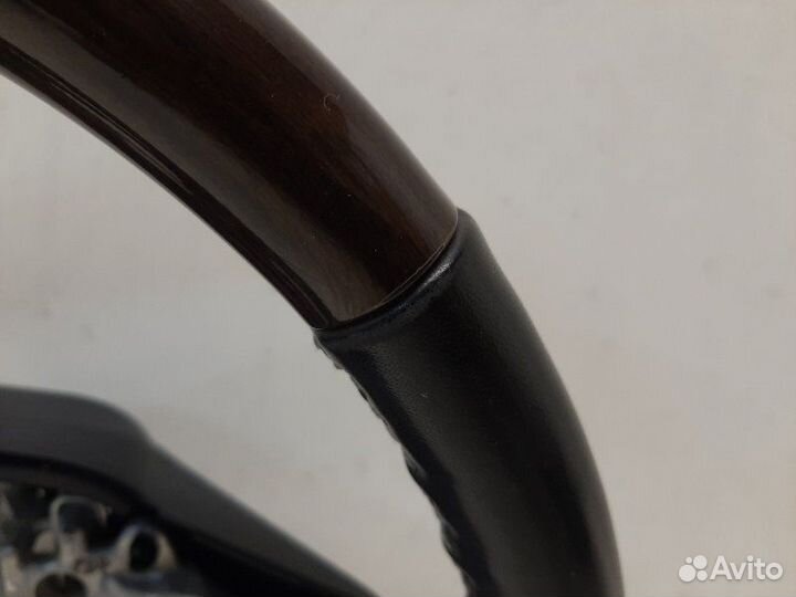 Руль Toyota Land Cruiser 200 2016