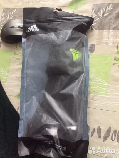 Щитки футбольные