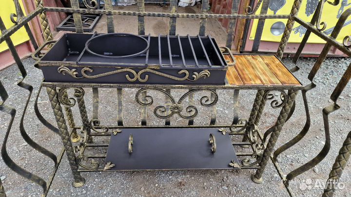 Мангал с мангальной зоной