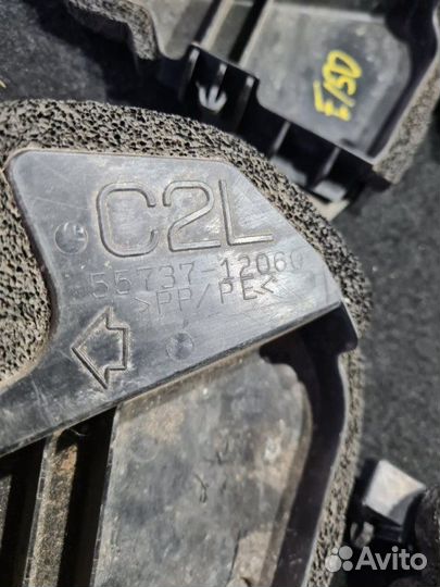 Накладка кузова Toyota Corolla E150 1.6 1ZR-FE