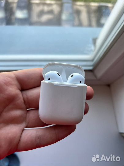 Airpods 2