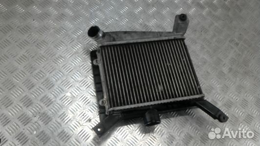 Радиатор интеркуллера toyota RAV 4 ZCA2 (93O31YE01