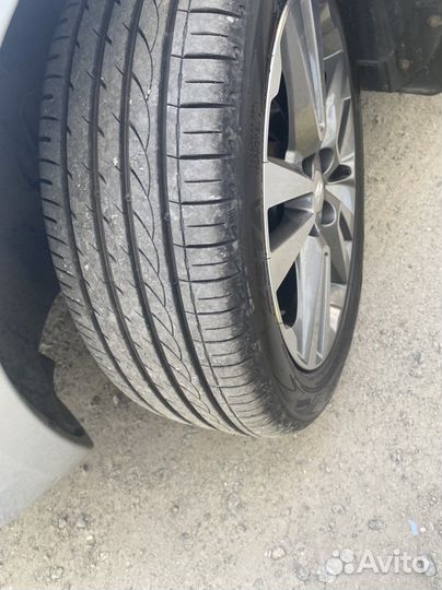 Диски и шины R17 LADA Vesta