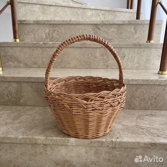 Корзина плетеная большая