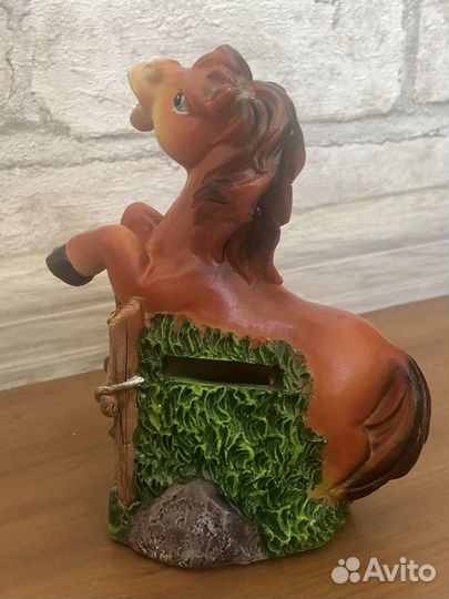 Сувениры керамические фигурки, копилка