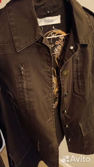 Куртка с вышивкой