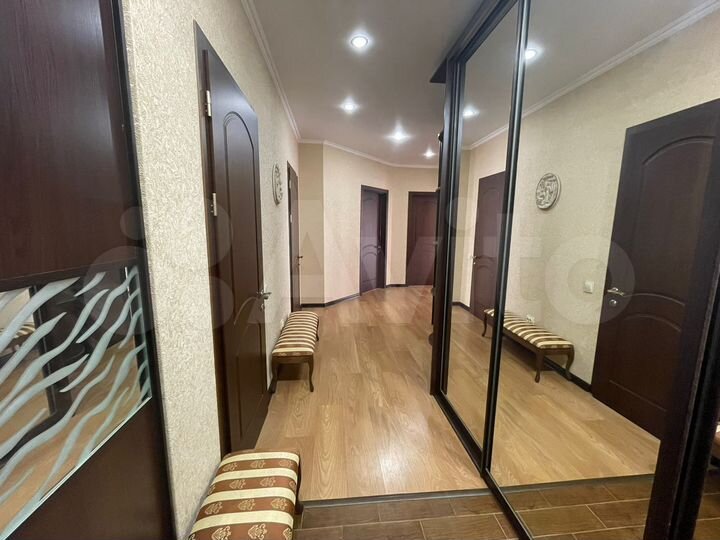 3-к. квартира, 98 м², 4/9 эт.