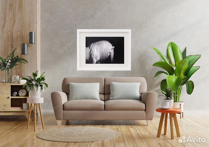 Авторский фотопринт с белой лошадью