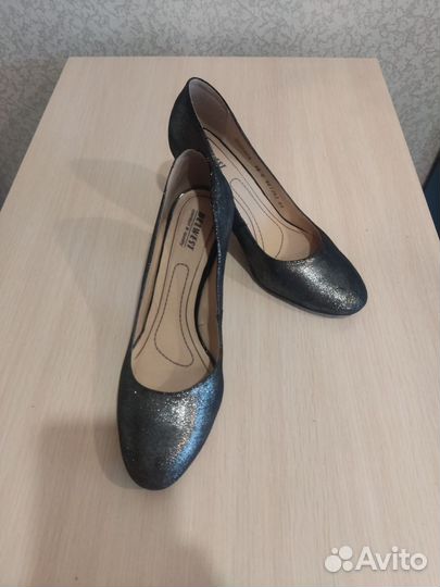 Туфли праздничные 38 размер Белвест