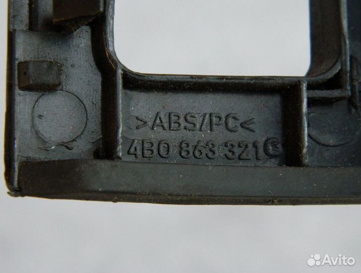 Рамка на торпедо Audi A6 C5