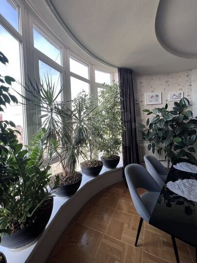 3-к. квартира, 130 м², 12/17 эт.