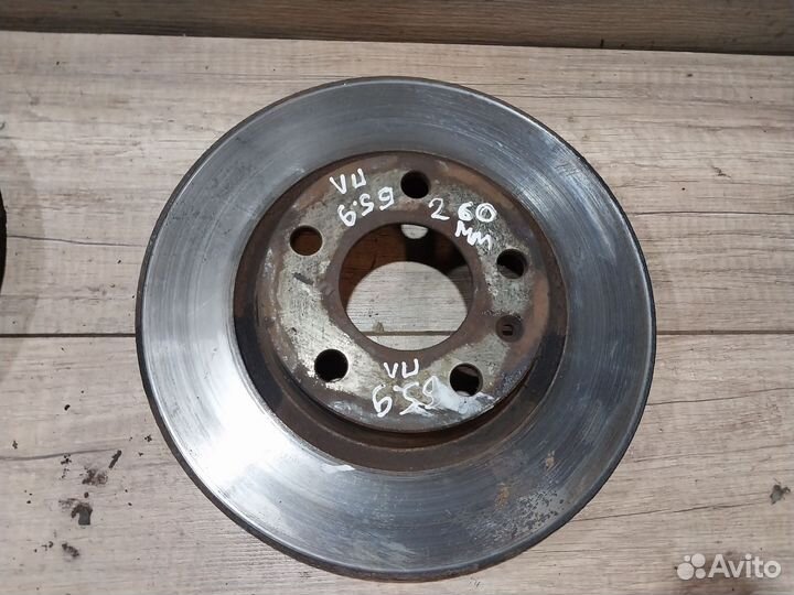 Диски тормозные передние Volkswagen Passat B5 260м