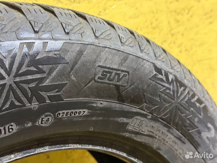 Continental IceContact 2 SUV 235/65 R17 108T