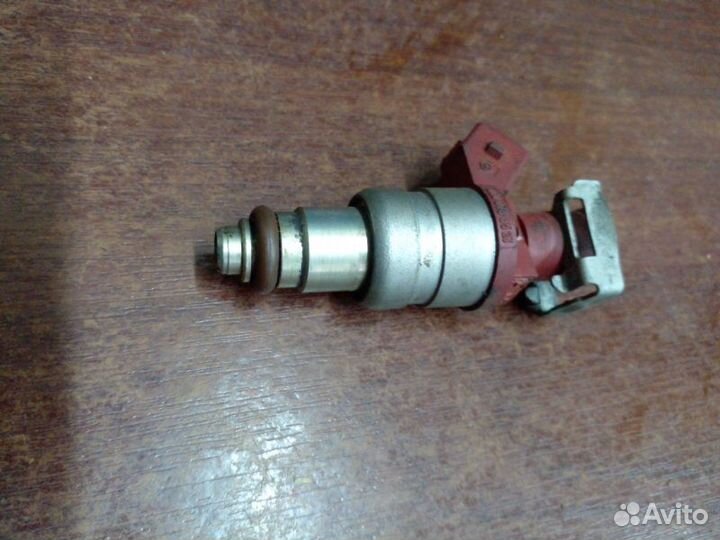 Форсунка инжекторная Mercedes-Benz E-Class W210