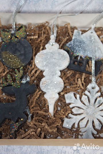 Елочные игрушки