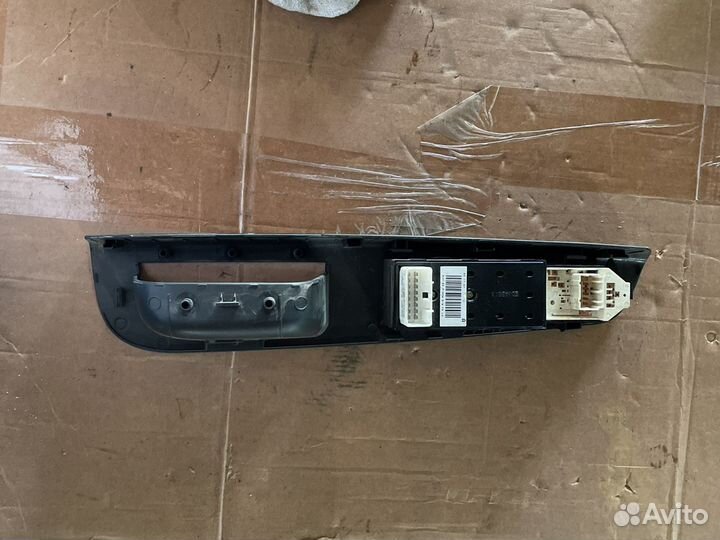 Накладка обшивки двери Kia Cee'd 1 (2007-2012г