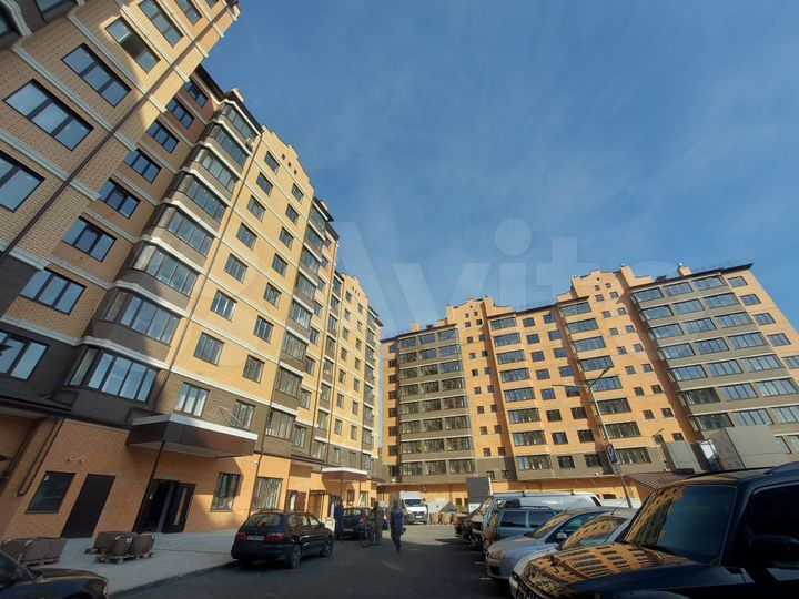 2-к. квартира, 71 м², 2/9 эт.