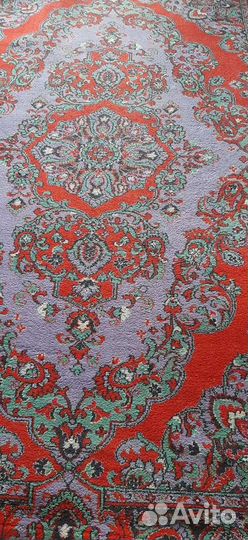 Ковер шерстяной новый