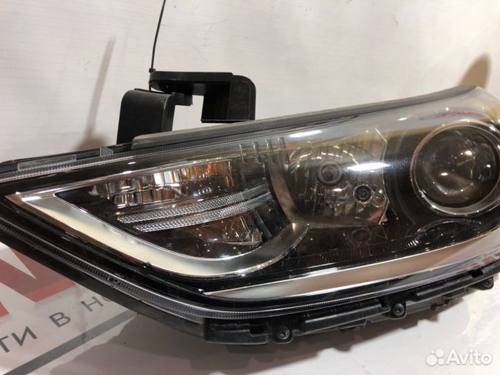 Блок фара левая Hyundai Elantra 6 AD 2016-2018
