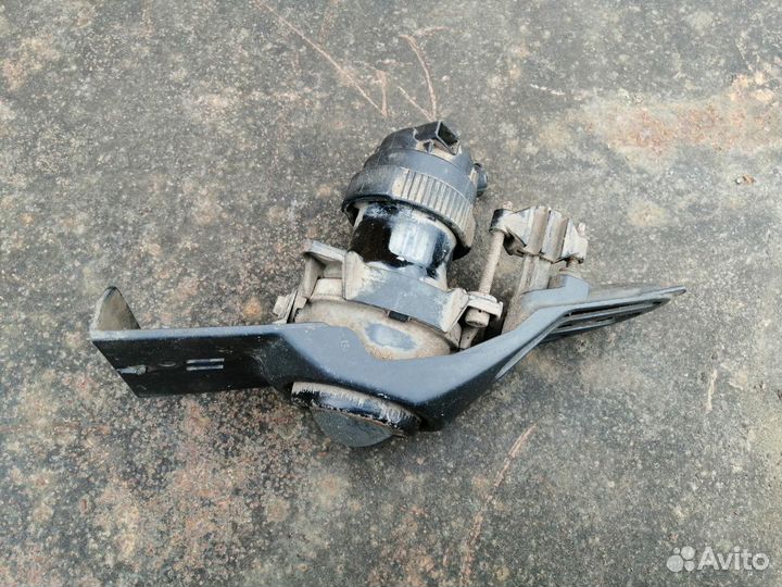 Противотуманка (птф) BMW 7 E65 левая