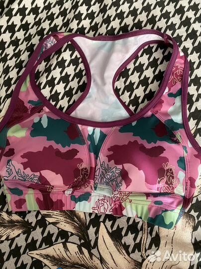 Спортивный костюм для фитнеса