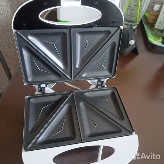 Сэндвичница