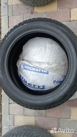 Formula Ice 235/45 R17