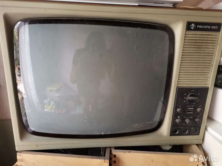 Телевизор черно белый