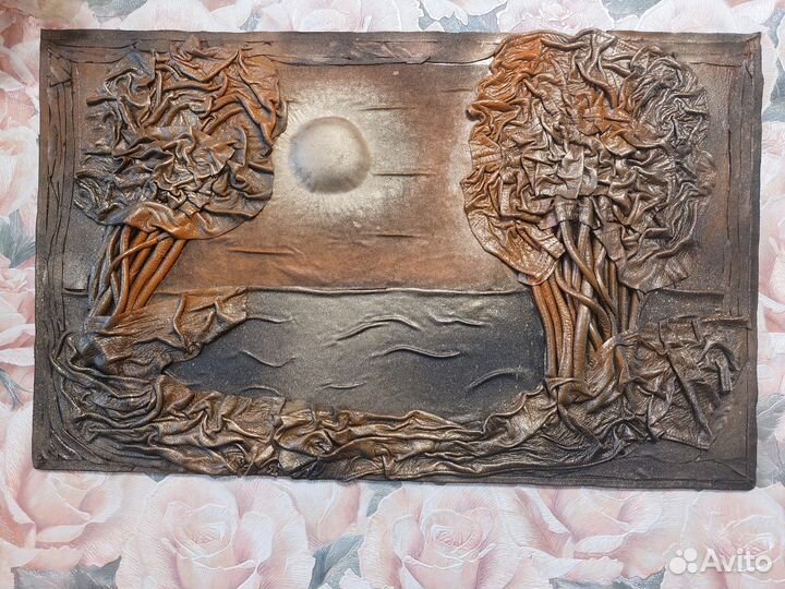 Настенное панно из нат кожи