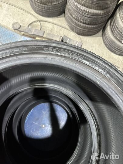 Kinforest KF-550 295/35 R21 103Y