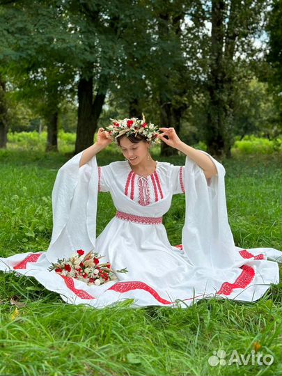 Свадебный комплект в славянском стиле