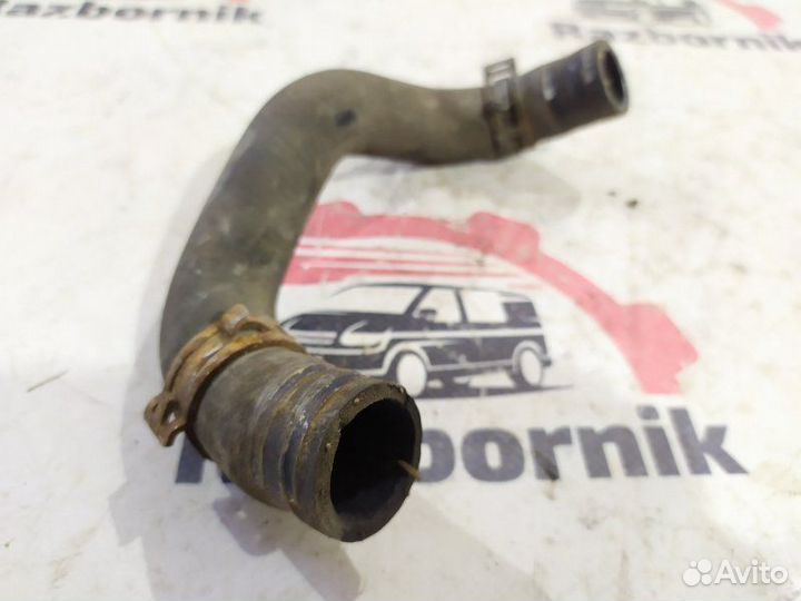 Патрубок системы охлаждения Mercedes Vito W639