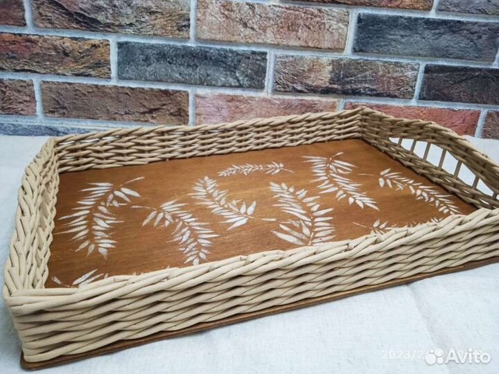 Плетеные изделия поднос