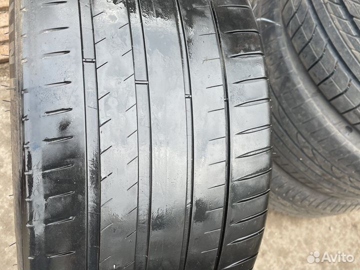 Michelin Pilot Sport 4 275/35 R20