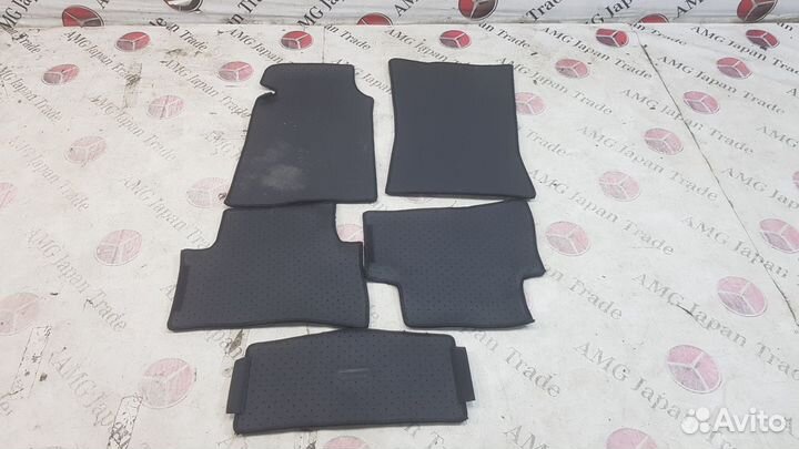 Коврики салонные на Mercedes-Benz W208