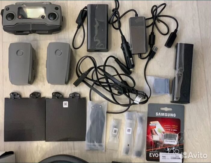 Квадрокоптер DJI Mavic Pro 2 Fly More Combo