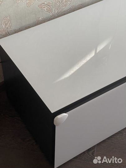 Тумба под телевизор