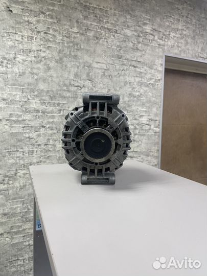 Генератор 140А Ауди А4 8Е Б7