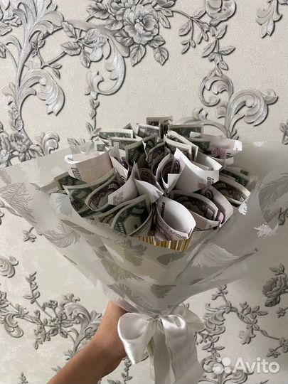 Букет из денег